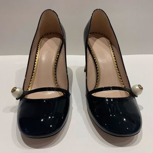 Gucci Vernice Black Patent Leather Mary Jane Heels